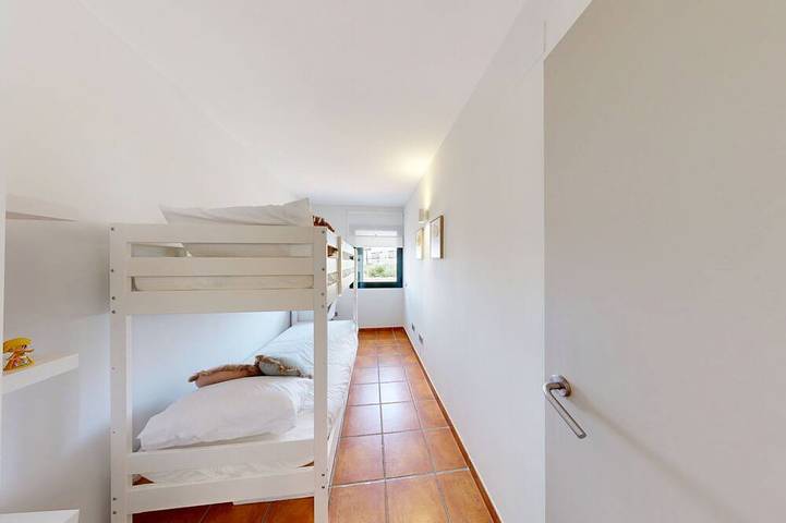 Chalet für 6 Personen, mit Garten und Whirlpool sowie Pool an der Costa Dorada - 4