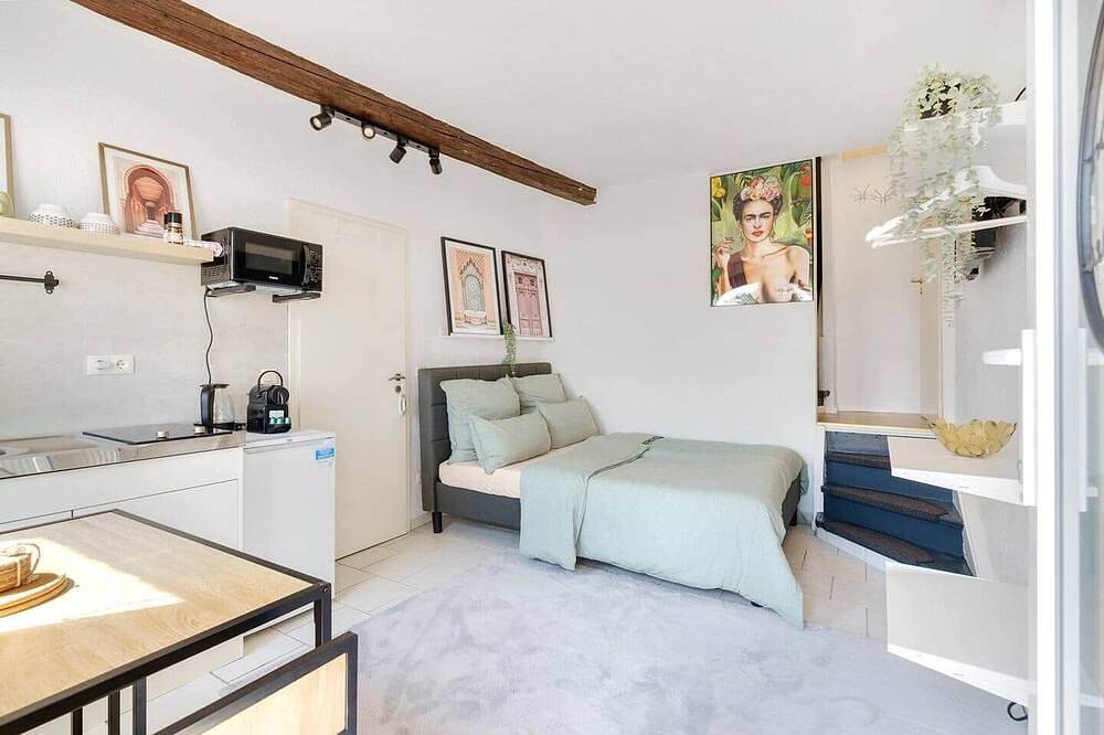 Ganze Wohnung, Tiny Apartment mit großzügiger Terrasse am Rhein in Neuwied, Osteifel