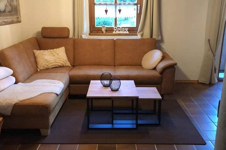 Ferienwohnung für 5 Personen, mit Balkon und Garten sowie Sauna