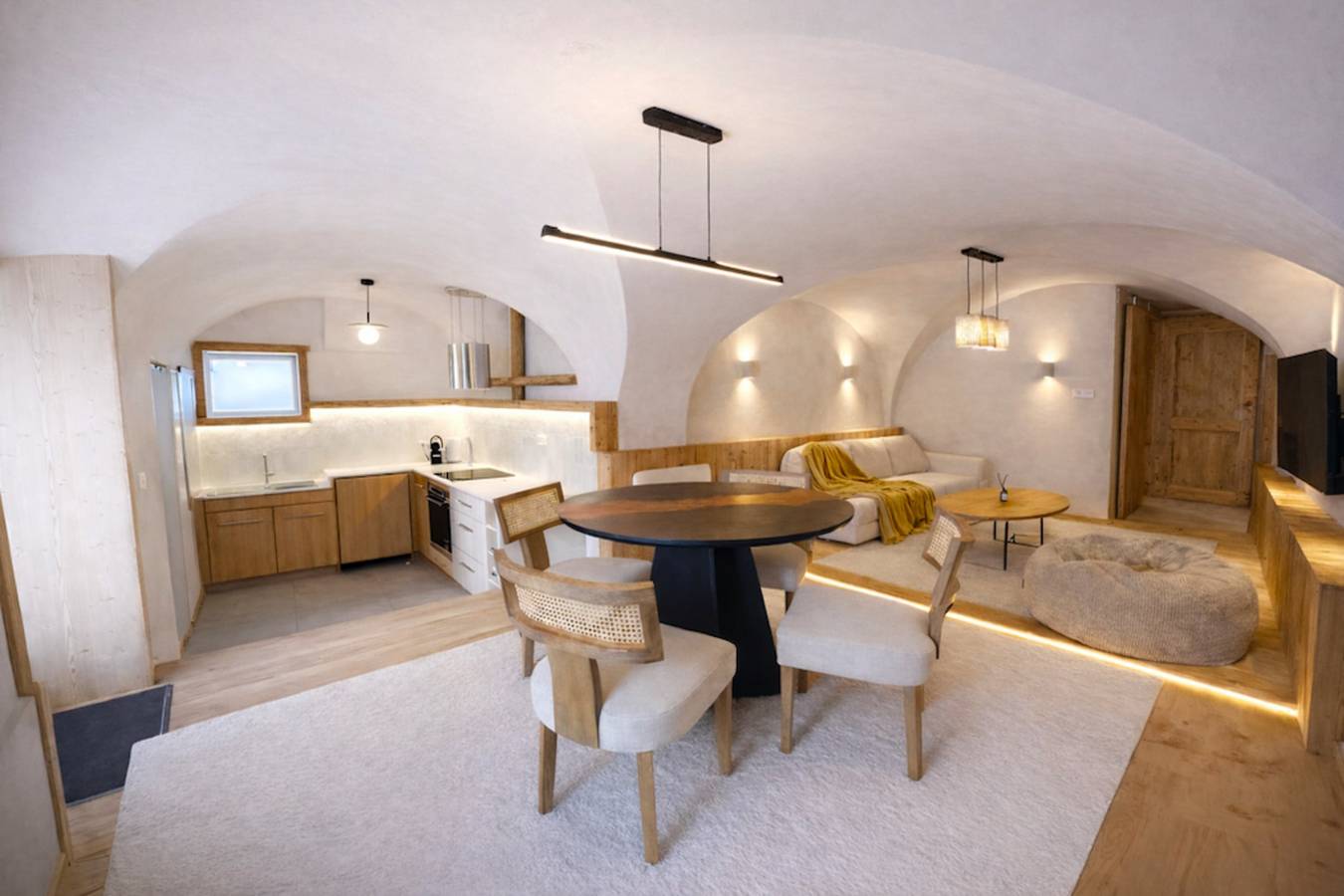 Appartement entier, Logement calme et cosy à Serre Chevalier Briançon in Puy-Saint-André, Parc national des Écrins