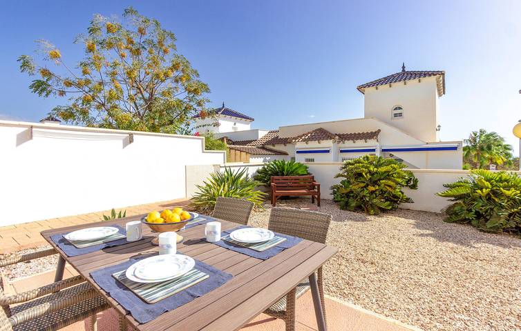 Location de vacances pour 5 personnes, avec terrasse ainsi que piscine et jardin à Carthagène - 4