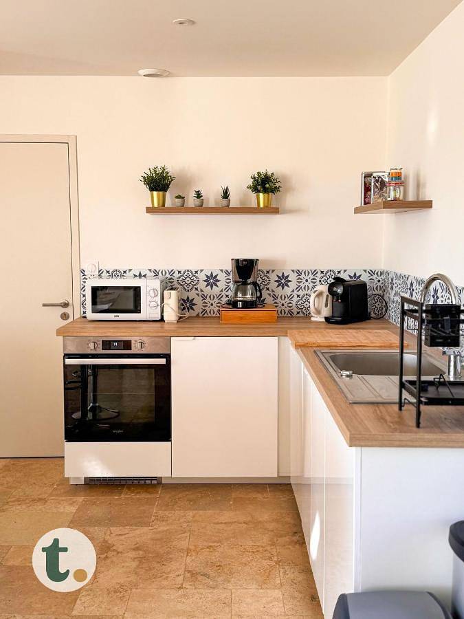 Location de vacances pour 8 personnes, avec jardin et terrasse à Treize-Vents - 3