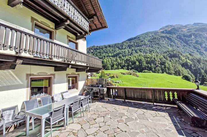 Ferienhaus für 16 Personen, mit Garten