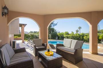 Villa for 10 People in Quarteira, Faro District, Photo 3