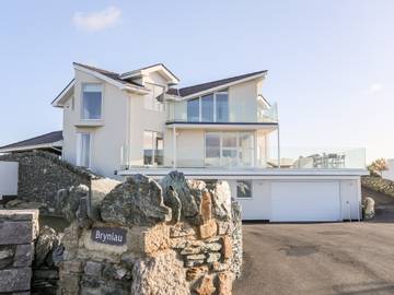 Cottage for 12 People in Trearddur Bay, North-Wales, Photo 1