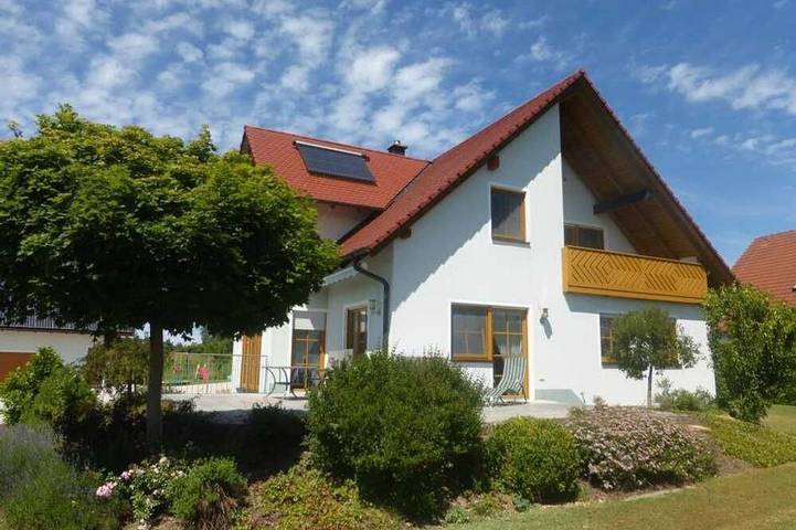 Ferienwohnung für 3 Personen, mit Balkon und Garten in Waischenfeld