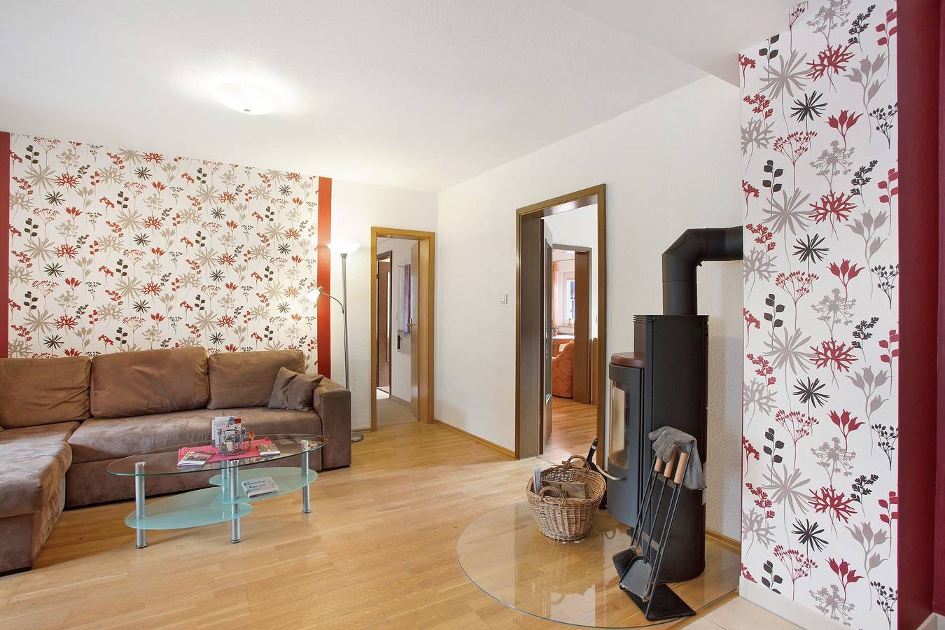 Ganze Wohnung, Ferienwohnung Königshof 3" mit Gemeinschaftsgarten, Balkon, Wi-Fi und Meinecardplus Gästekarte in Usseln, Willingen