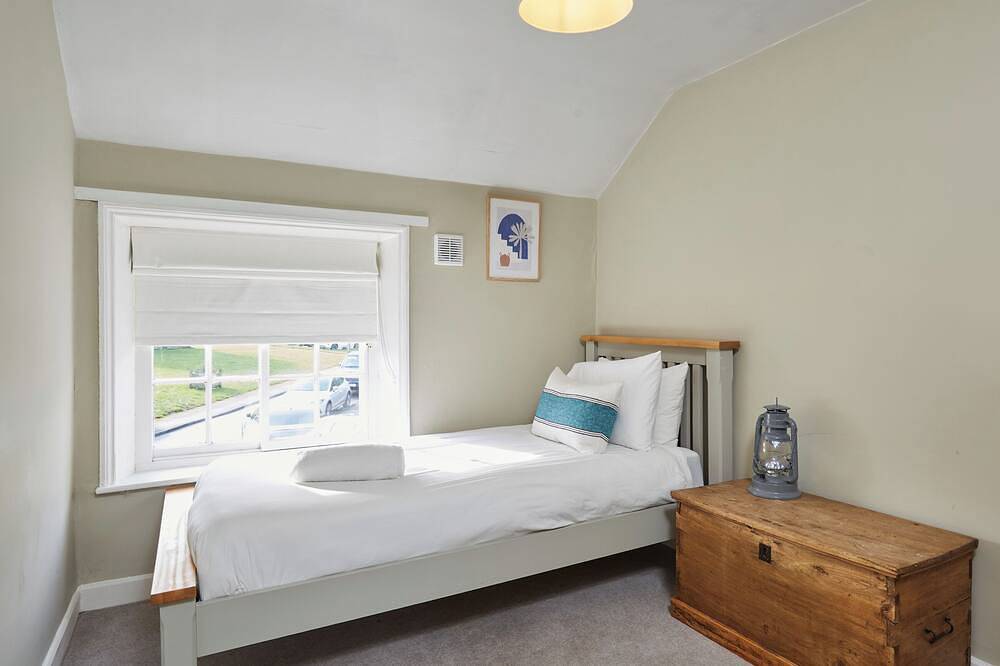Hayy Bondgate Cottage in Leeds, West Yorkshire