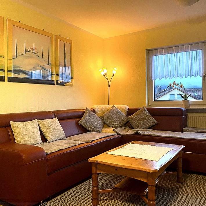 Ferienwohnung für 5 Personen, mit Terrasse und Garten sowie Ausblick in Kelkheim (Taunus)