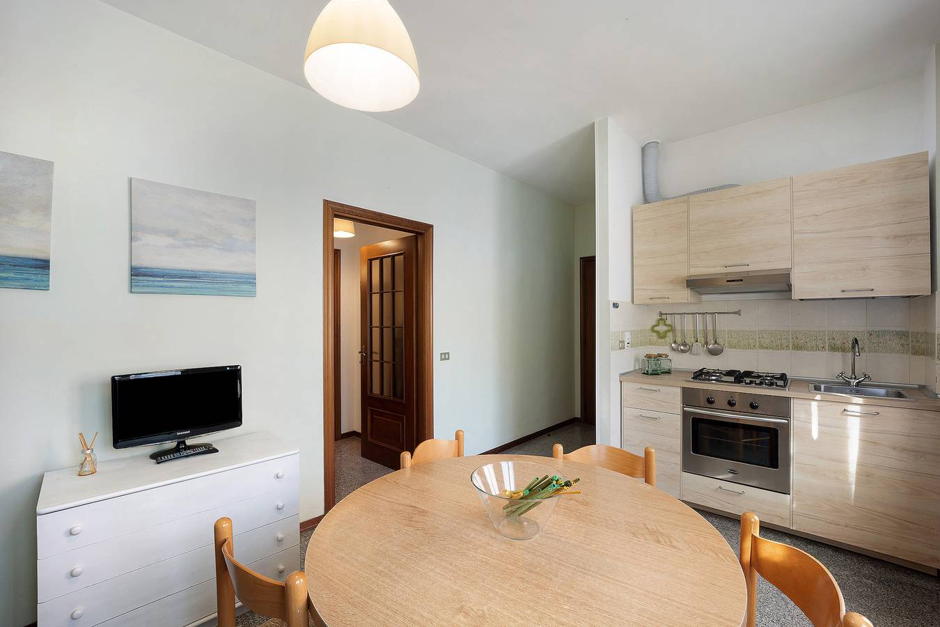 Entire apartment, Apartment Orizzonte 3 A with Shared Garden & Wi-Fi in Diano Marina, Comune di Diano Marina