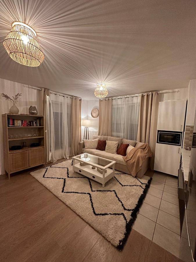 Gîte pour 3 personnes, avec vue et balcon à Louvres - 2