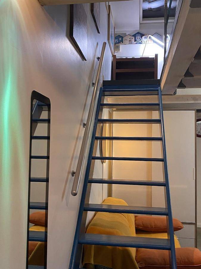 Appartement entier, Studio cosy climatisé avec chambre mansardée Monnet-Mermoz Tram Métro 15 mnparis in Rungis, Val-de-Marne