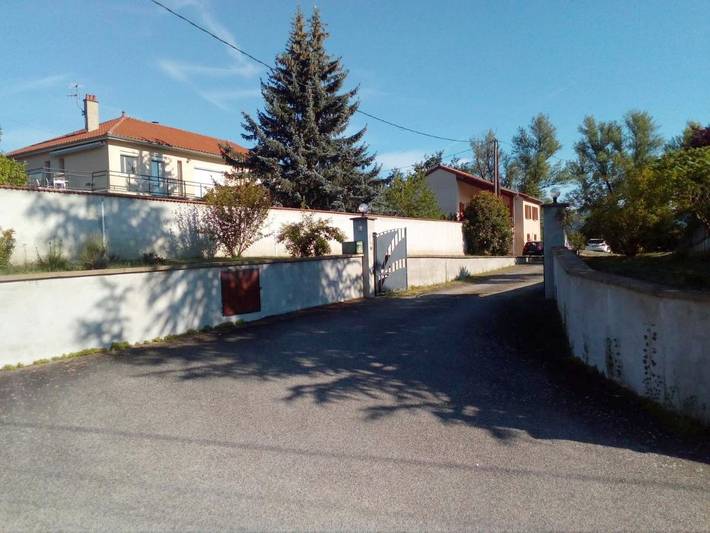 Hôtel pour 2 personnes, avec Terrasse et Jardin ainsi que Piscine et Vue