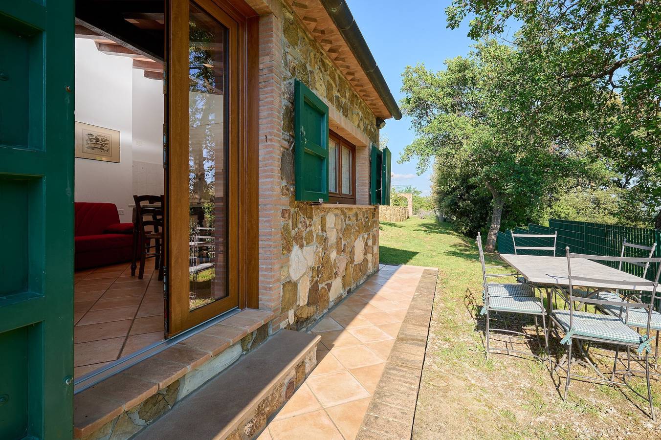 Casa vacanze 'Il Quercione' con terrazza privata, Wi-Fi e aria condizionata in Suvereto, Costa degli Etruschi