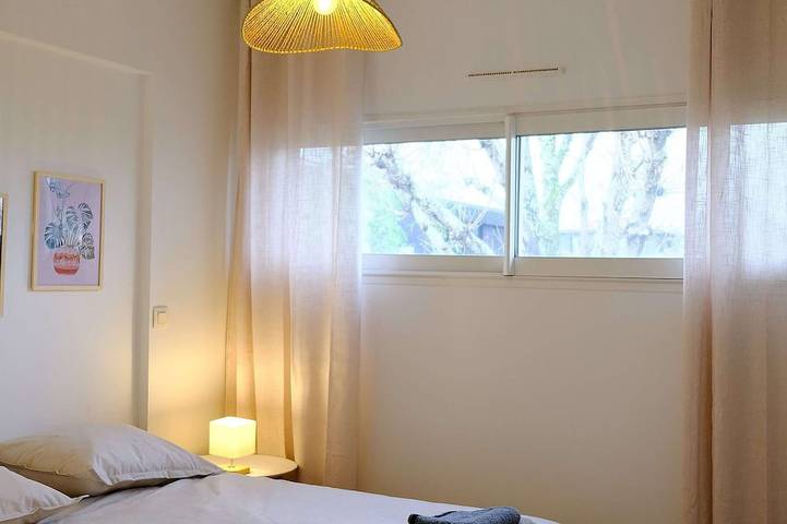 Location de vacances pour 6 personnes, avec jardin et terrasse à Le Bouscat - 3