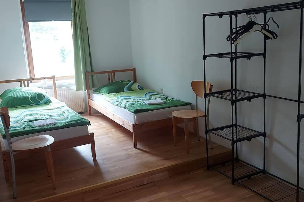 Ganze Wohnung, Ferienhaus Kastanienblick direkt an der Mosel in Burg Eltz, Moselkern