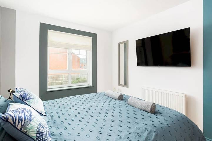 Ganze Wohnung, Stylish 2 Bed Flat in Warwick with Private Parking - Pass the Keys in Warwick, Warwickshire