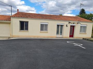Cottage pour 2 personnes, avec jardin dans Reffannes