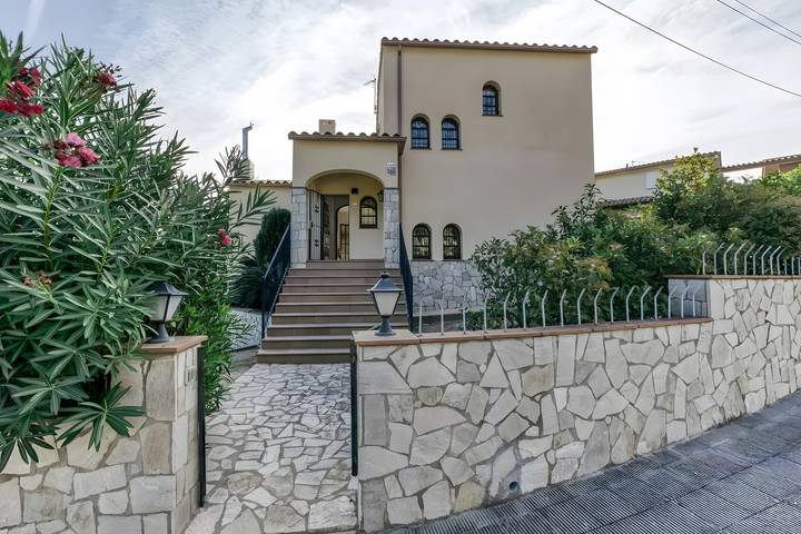 Finca für 6 Personen, mit Garten in Calonge - 3