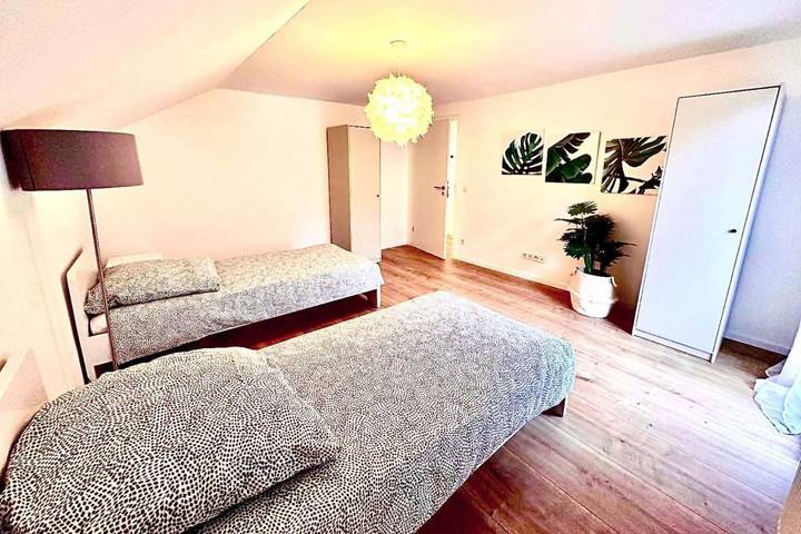 Ferienwohnung für 10 Personen, mit Balkon und Terrasse in Salzweg - 4