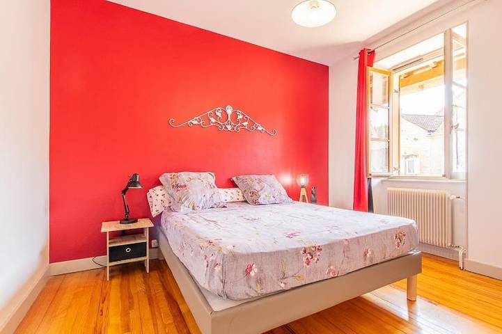 Location de vacances pour 6 personnes, avec balcon à Lugny - 2