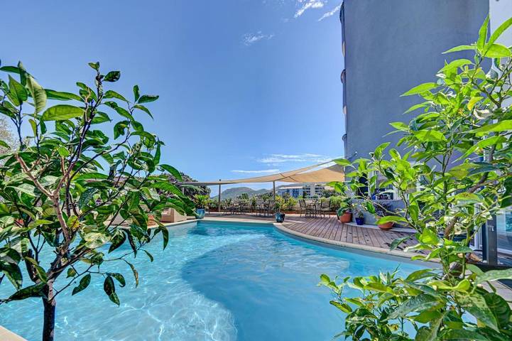 Hôtel pour 2 personnes, avec Balcon et Terrasse ainsi que Piscine et Vue