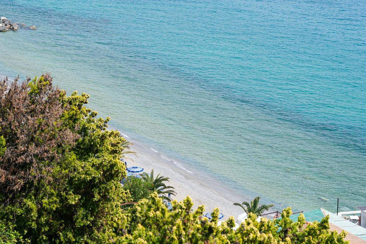 Ganze Wohnung, Villa Infinito Blu in Borgio Verezzi, Riviera di Ponente