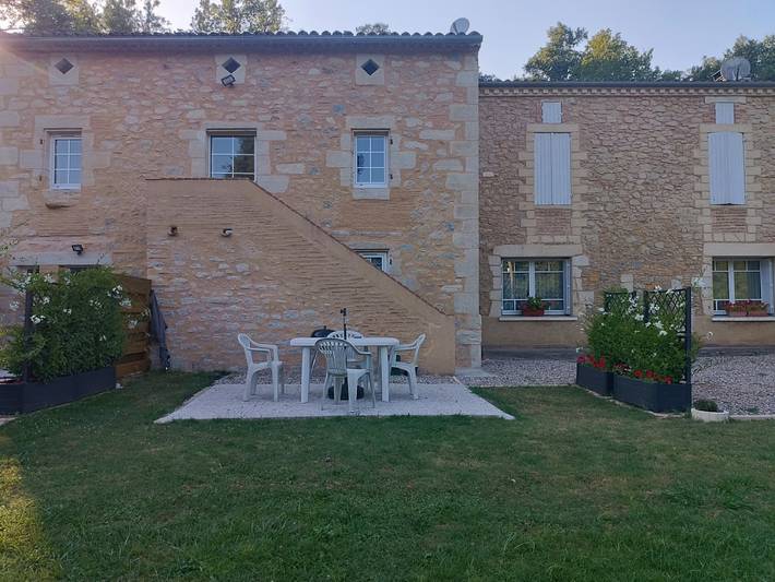 Gîte pour 4 personnes, avec Terrasse et Jardin en Gironde - 2