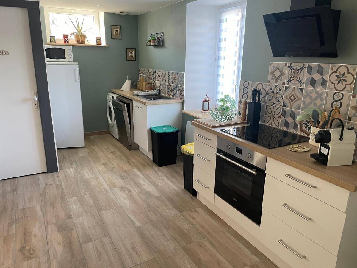 Two-Bedroom House in Vigneulles-lès-Hattonchâtel, Région de Commercy