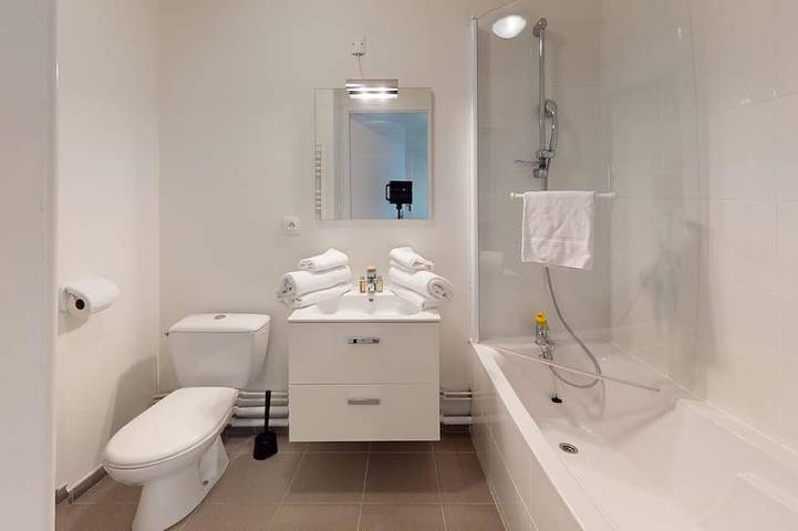 Suite for 4 people with one room with a double bed & one bunk bed in Bray-Dunes, Flanderns Dünenküste