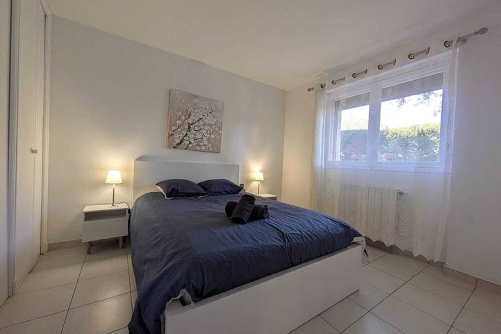 Villa Gai Soleil,  au calme 500 m Port Santa Lucia et plages in Saint-Raphaël, Massif de l'Esterel