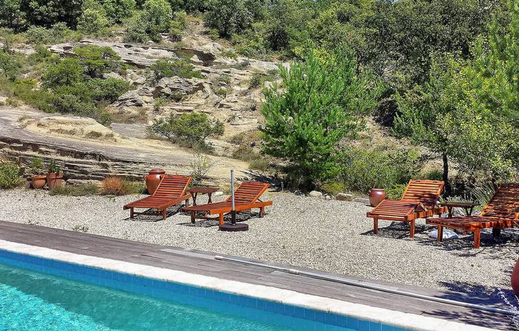 Location de vacances pour 4 personnes, avec terrasse et piscine à Montbrison-sur-Lez - 3