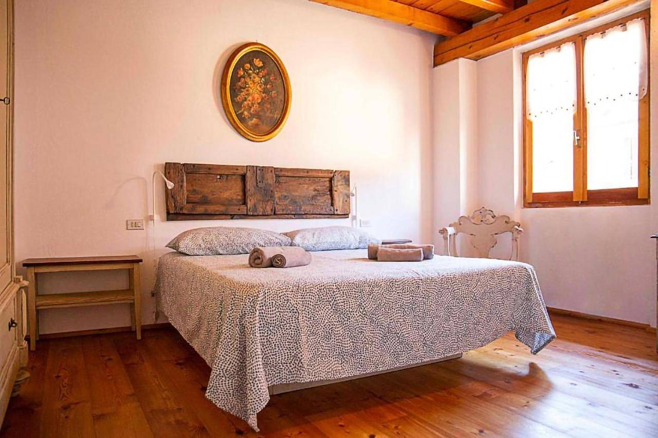 Apartamento inteiro, Le Ortensie - Holiday country house in Pisano, Lago Maggiore (Piemonte)