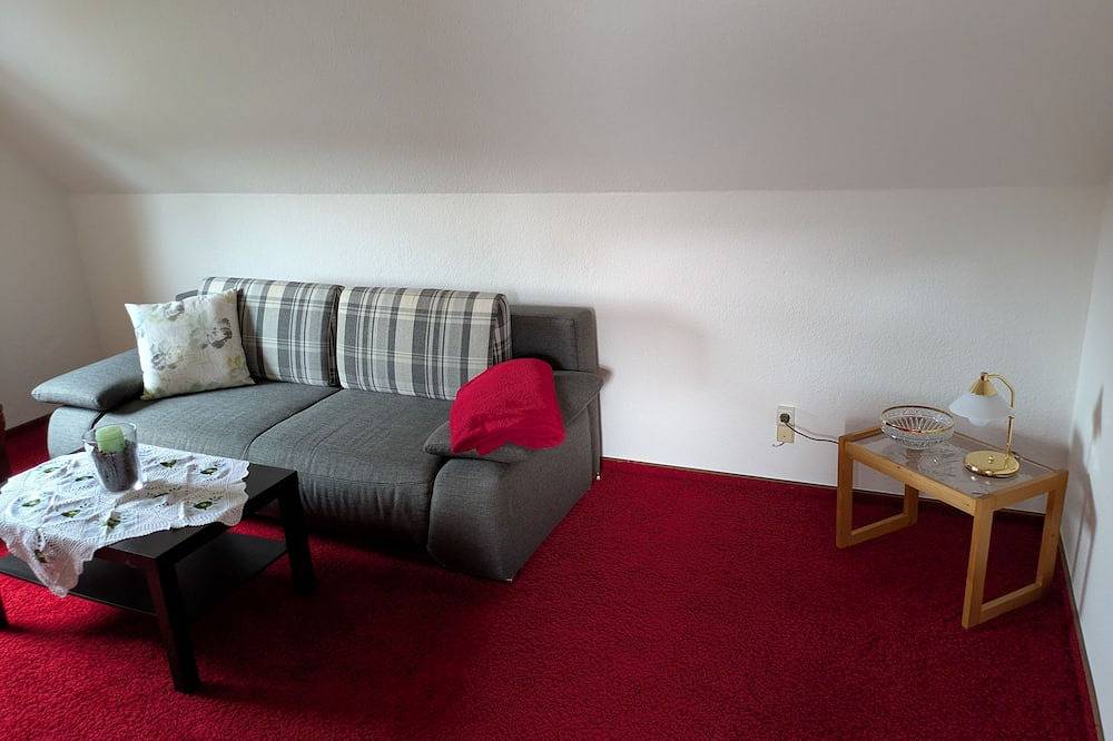 Ganze Wohnung, Ferienwohnung Cramer Obergeschoss - Ferienwohnung Cramer, 86002 in Ostrhauderfehn, Nordseeküste