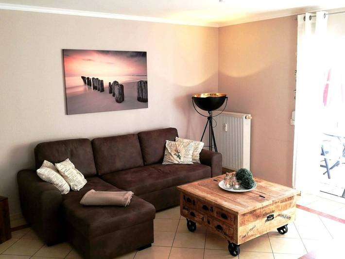 Ferienwohnung für 4 Personen, mit Terrasse und Garten sowie Seeblick in Karlshagen - 2