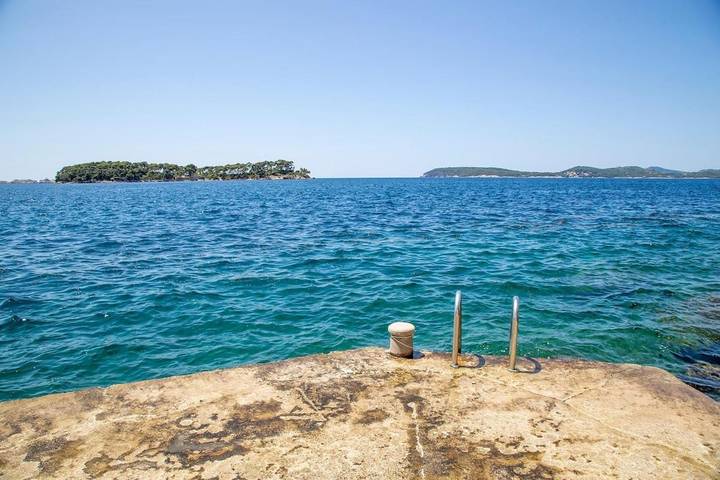 Villa pour 6 personnes, avec vue et jardin à Lozica - 2