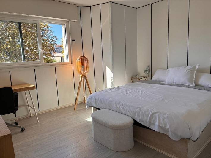 Maison d’hôte pour 2 personnes, avec Terrasse ainsi que Jardin et Vue à Saint-Maur-des-Fossés