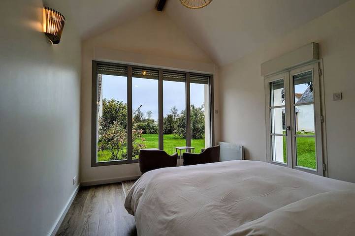 Gîte pour 8 personnes, avec jardin et piscine à La Vernelle - 2