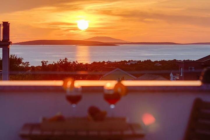 Ferienhaus für 12 Personen, mit Pool, mit Haustier in Povljana