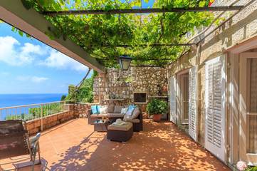 Ferienwohnung für 7 Personen, mit Terrasse und Meerblick, mit Haustier in Grad Dubrovnik