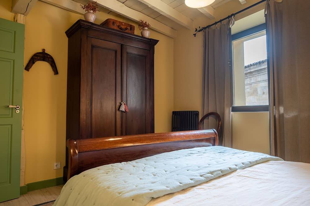 Encantadora Casa de Pueblo con 5 Hab. en Burgos in Santo Domingo de Silos, Provincia de Burgos