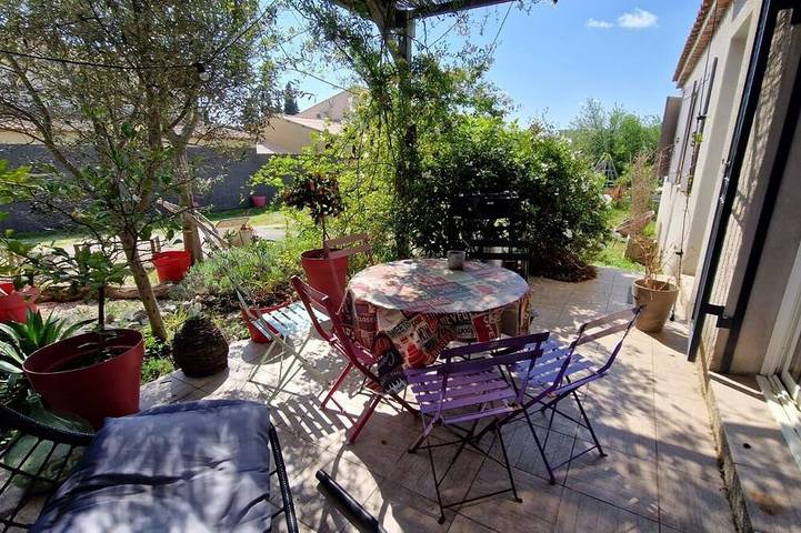 Villa pour 6 personnes, avec Terrasse et Jardin