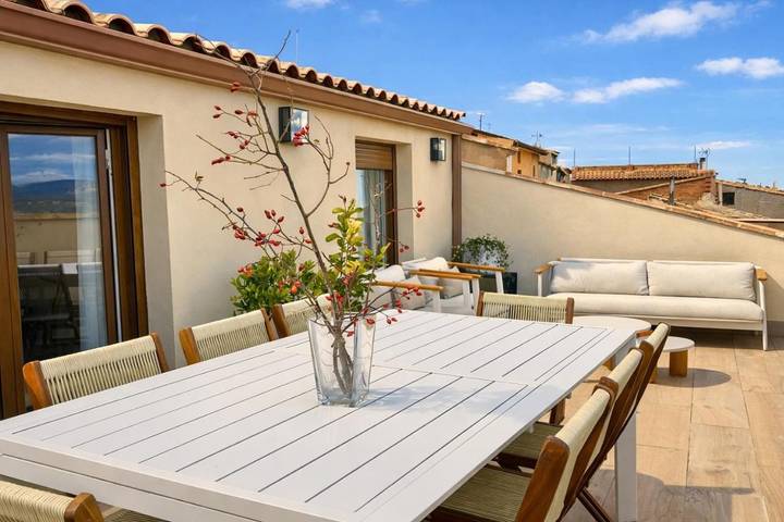 Casa de vacaciones para 13 personas, con vistas y balcón - 1
