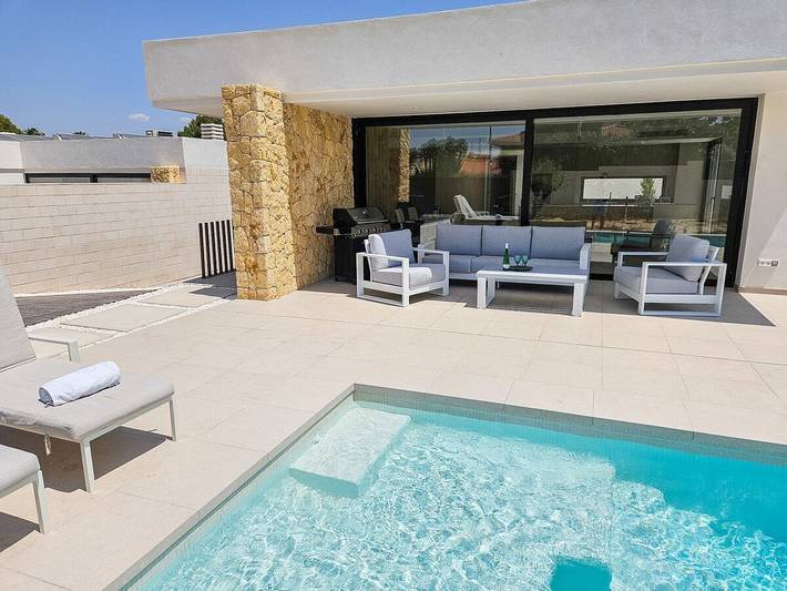 Casa rural para 8 personas, con piscina y balcón/terraza en Muchamiel