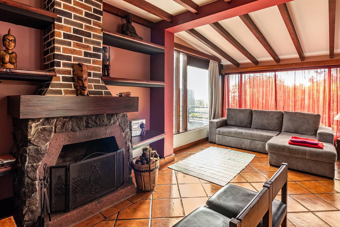 Ferienhaus "Cayenne" mit Meerblick, Privatem Garten und Wlan in Santa Cruz (Madeira), Madeira