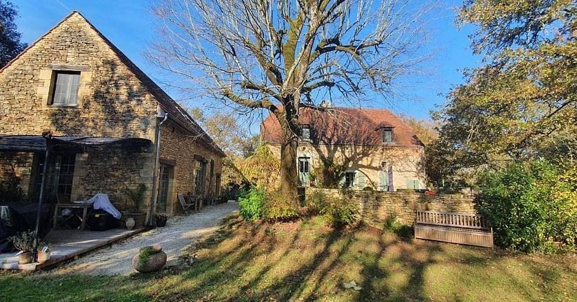 Maison d’hôte pour 2 personnes, avec piscine ainsi que vue et jardin à Sainte-Nathalène - 3