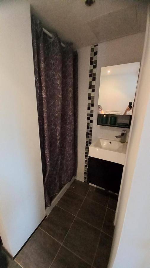 Appartement entier, Bonheur des prés, T2 jardin, parking in Chaponost, Lyon et ses environs