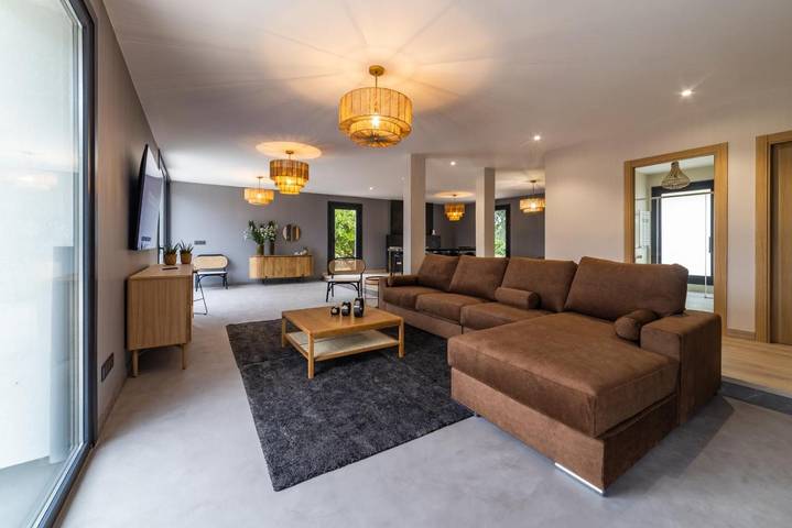 Chalet para 15 personas, con Balcón y Terraza además de Jardín y Vistas en Costa da Morte