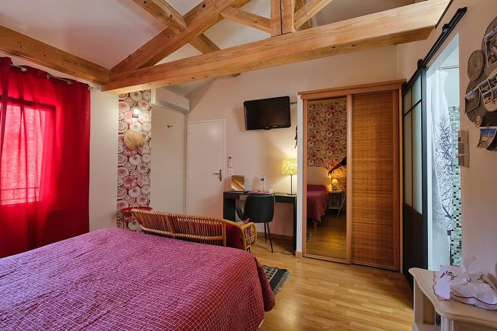Location de vacances pour 2 personnes, avec jardin et piscine à Saint-Paul-les-Fonts - 3