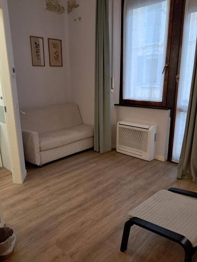 Chambre d’hôte pour 2 personnes, avec balcon et jardin à Monza - 2